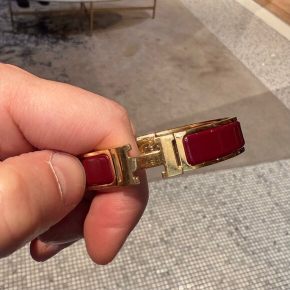 Hermès Burgundy Enamel GHW Clic H Bracelet - Picture 13 of 14